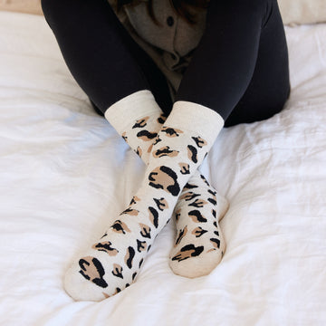 SOCKS THAT PROTECT CHEETAHS