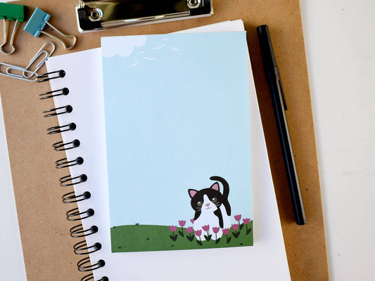 TUXEDO CAT NOTEPAD